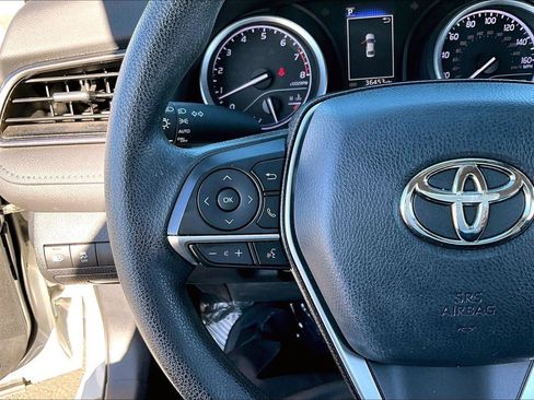 Used 2022 Toyota Camry LE image 16