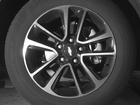 Used 2025 Chevrolet TrailBlazer LT w/ Driver Confidence Package image 13