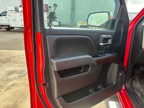 Used 2018 GMC Sierra 1500 SLT w/ Texas SLT Premium Package RWD image 10