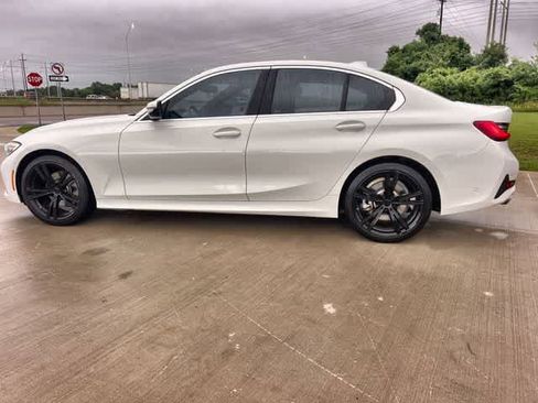 Used 2020 BMW 330i Sedan w/ Convenience Package RWD image 4