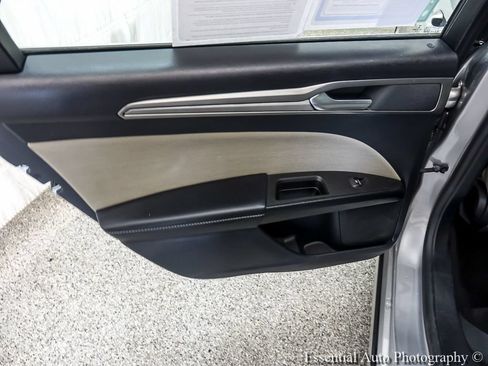 Used 2018 Ford Fusion S FWD image 20