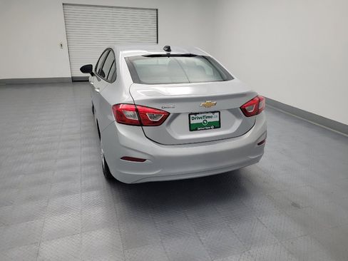 Used 2018 Chevrolet Cruze LS FWD image 6
