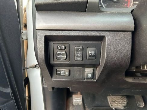 Used 2016 Toyota Tundra SR5 w/ TRD Off Road Package image 25