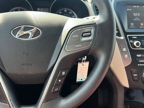 Used 2017 Hyundai Santa Fe Sport FWD image 34
