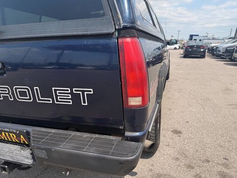 Used 1998 Chevrolet Silverado 3500 4x4 Crew Cab w/ Skid Plate Pkg image 29