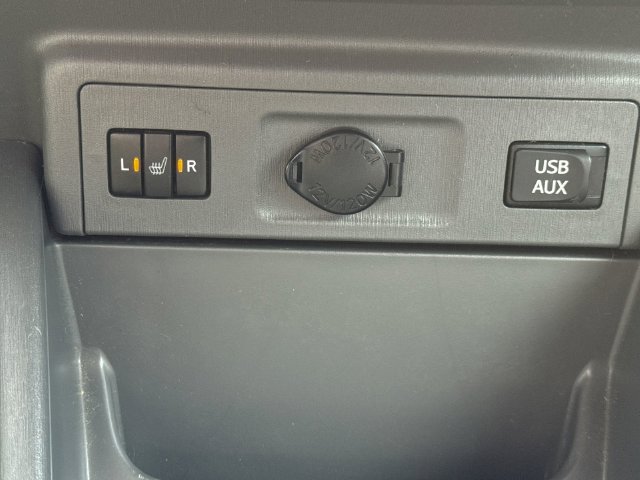 Used 2012 Toyota Prius V Five FWD image 35