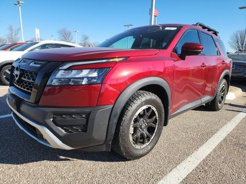 Certified 2024 Nissan Pathfinder Rock Creek image 3