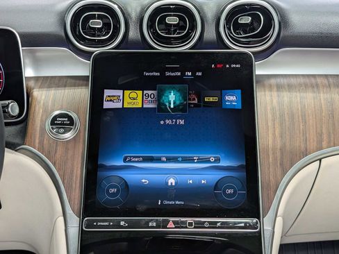 Certified 2026 Mercedes-Benz GLC 300 4MATIC image 19