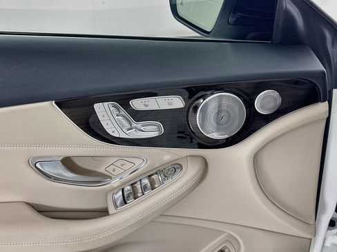 Used 2021 Mercedes-Benz C 300 Cabriolet image 18