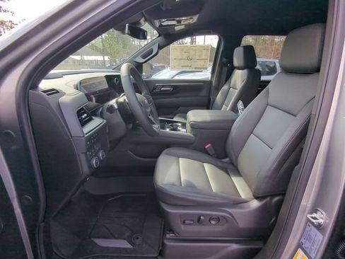 New 2026 Chevrolet Suburban LT w/ Comfort Package image 22