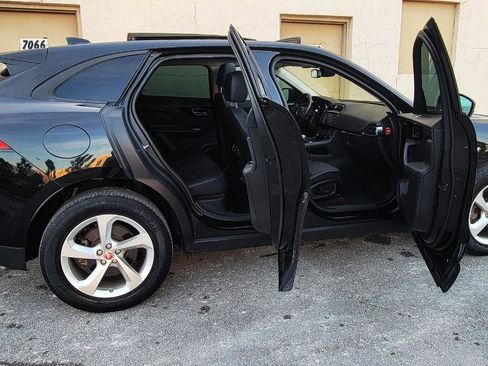 Used 2018 Jaguar F-PACE Premium AWD/4WD image 13