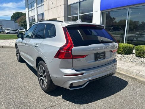 Used 2025 Volvo XC60 B5 Plus AWD/4WD image 3