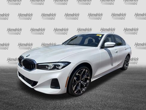 Used 2026 BMW 330i Sedan w/ Convenience Package RWD image 5