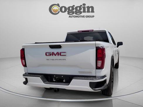 New 2025 GMC Sierra 1500 Elevation image 12