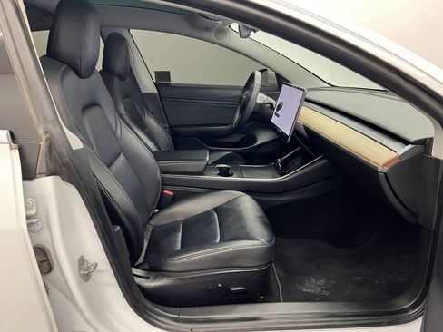 Used 2020 Tesla Model 3 Long Range AWD/4WD image 23