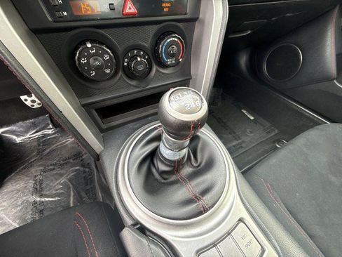 Used 2015 Scion FR-S image 20