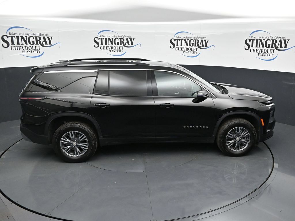 Certified 2026 Chevrolet Traverse LT AWD/4WD image 25