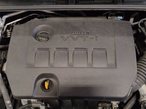 Used 2019 Toyota Corolla SE image 30