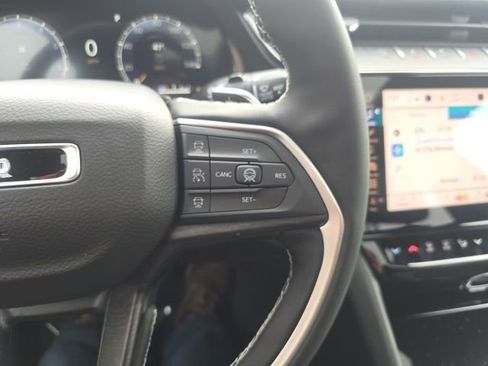 New 2026 Jeep Grand Cherokee Laredo image 14