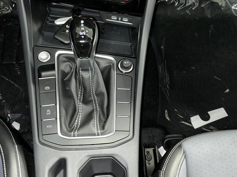 New 2025 Volkswagen Jetta SE image 16