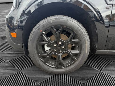 New 2025 Ford Maverick Lariat w/ Black Appearance Package image 14