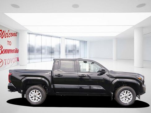 New 2026 Toyota Tacoma SR5 AWD/4WD image 5