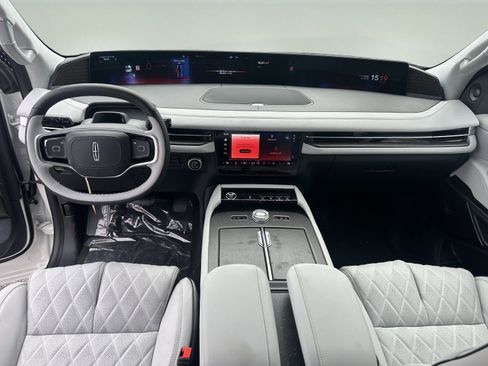 New 2026 Lincoln Navigator Black Label AWD/4WD image 11
