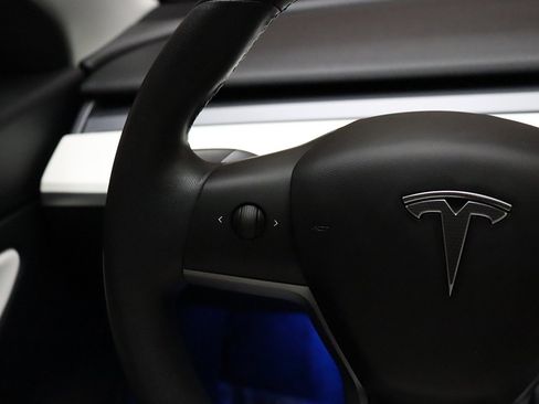 Used 2020 Tesla Model 3 Performance image 21