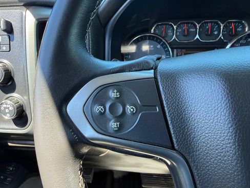 Used 2018 Chevrolet Silverado 1500 LTZ Z71 w/ Redline Edition AWD/4WD image 19