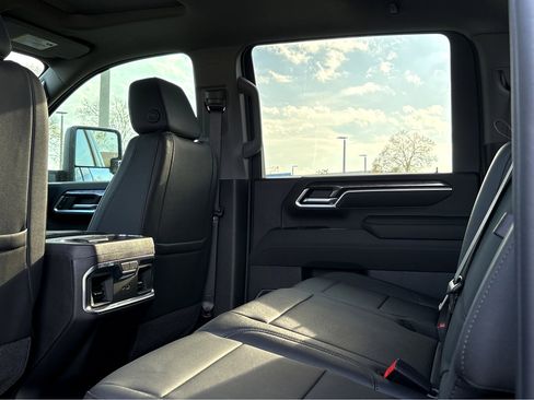 New 2026 Chevrolet Silverado 2500 LTZ w/ LTZ Convenience Package image 18