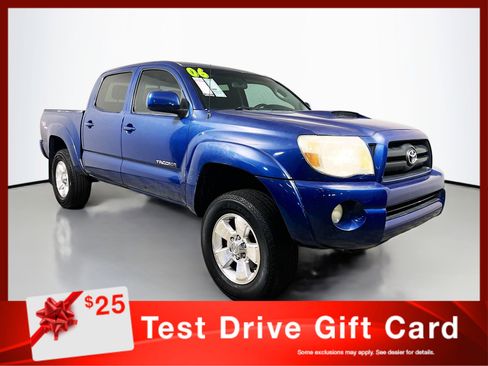Used 2006 Toyota Tacoma PreRunner image 1
