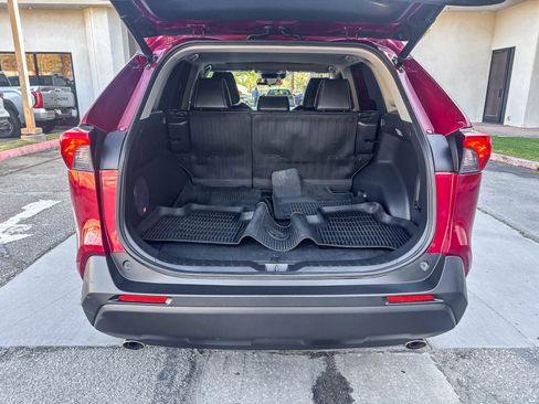 Used 2021 Toyota RAV4 XLE Premium AWD/4WD image 13