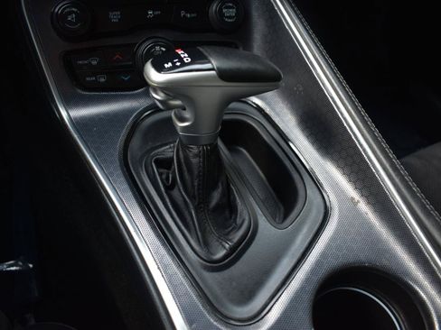 Used 2016 Dodge Challenger R/T Scat Pack w/ Leather Interior Group RWD image 29