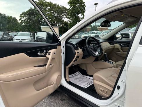 Used 2018 Nissan Rogue SL AWD/4WD image 12