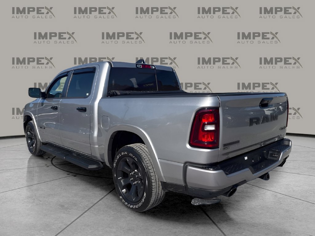 Used 2025 RAM 1500 Big Horn AWD/4WD image 3