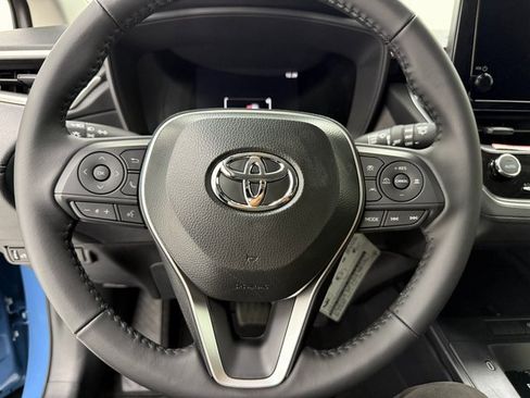 New 2026 Toyota Corolla Cross LE image 9