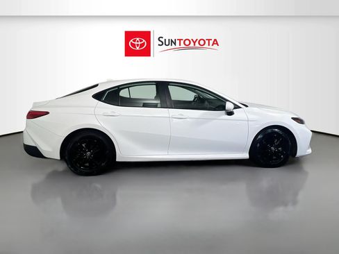 Used 2025 Toyota Camry LE FWD image 2