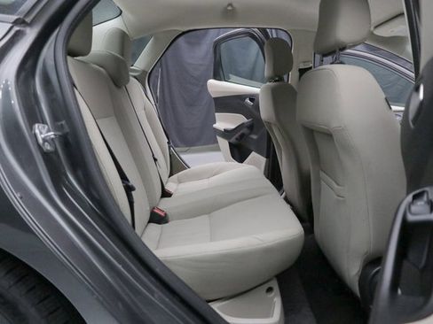Used 2018 Ford Focus SE image 17