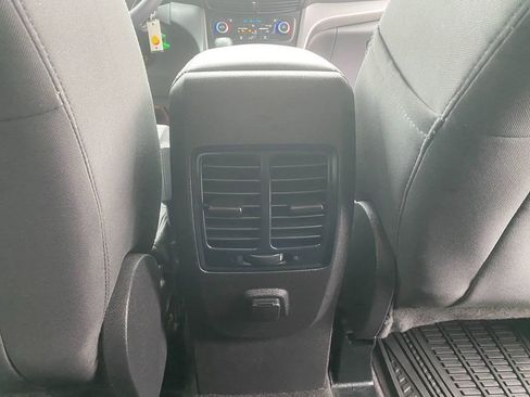 Used 2017 Ford Escape SE image 27