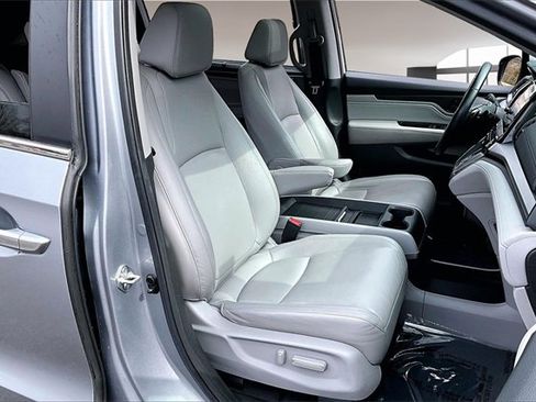 Used 2018 Honda Odyssey Touring image 26