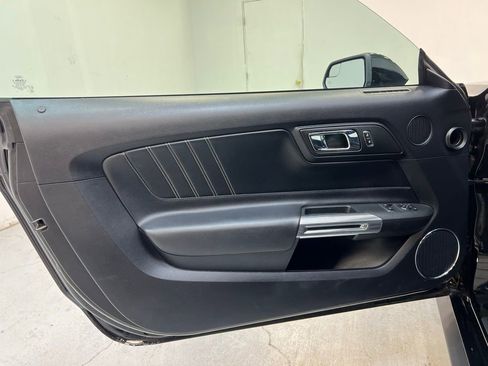 Used 2016 Ford Mustang GT Premium image 13