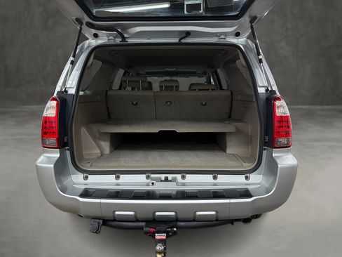 Used 2008 Toyota 4Runner SR5 image 12