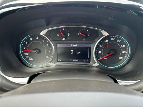 Used 2023 Chevrolet Traverse LT image 21