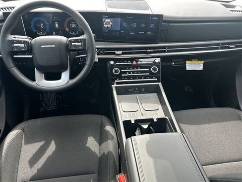 Used 2025 Hyundai Santa Fe SE image 25