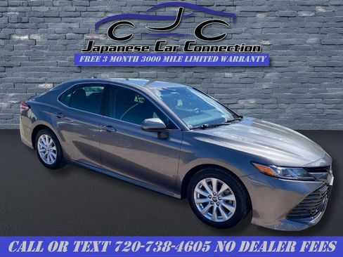Used 2019 Toyota Camry LE FWD image 8