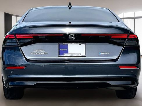 Used 2025 Honda Accord EX-L image 5