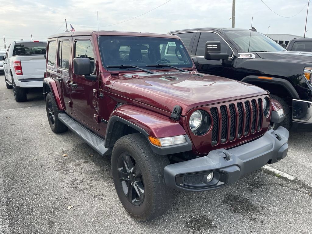 Used 2021 Jeep Wrangler Unlimited Sahara AWD/4WD image 13