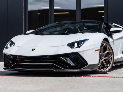 Used 2022 Lamborghini Aventador LP 780-4 Ultimae AWD/4WD image 4