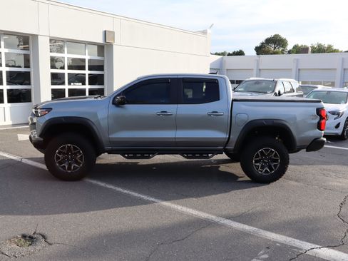Used 2024 Chevrolet Colorado ZR2 w/ ZR2 Convenience Package III AWD/4WD image 7