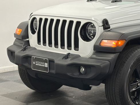 Used 2022 BMW X4 xDrive30i w/ Premium Package 2 image 2